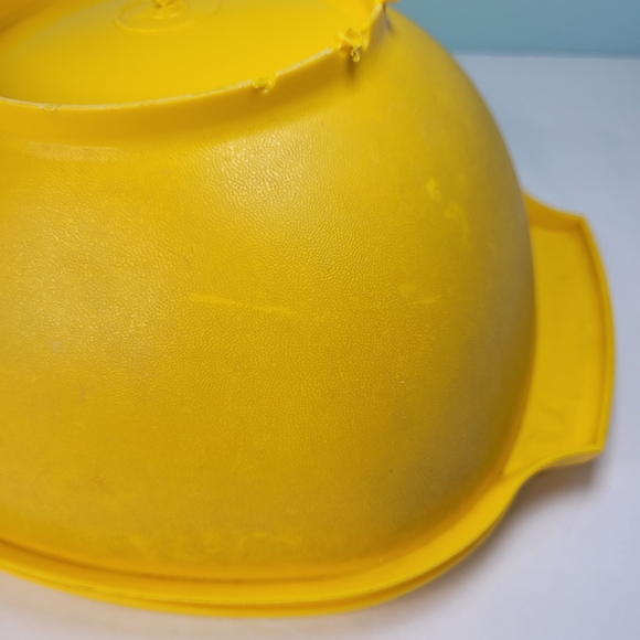 TUPPERWARE SERVALIER 858-4 Brown Bowl (Yellow bowl 836-8 Lid 837-6 Damaged) VTG - Picture 13 of 16